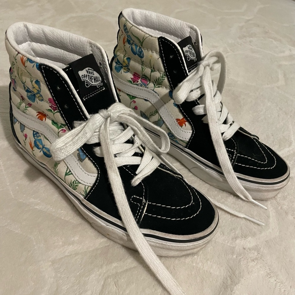 Vans Sk8Hi Sneakers, Floral & Butterfly women’s 6.5